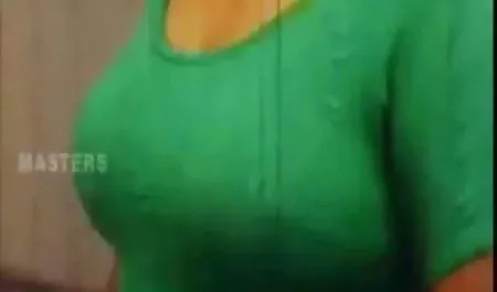 얼마나 많은 장면을 하고 있는가? 체코 포르노 VK 제로!