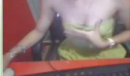 파티 스윙 체코 레즈비언 친구들과 소설