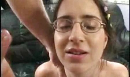 4 체코 포르노 사이트 보안 카메라를 빌어 먹