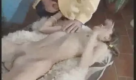 이러한 어려움을 섹스코에있는 마사지 살롱 보여 닭,마사지